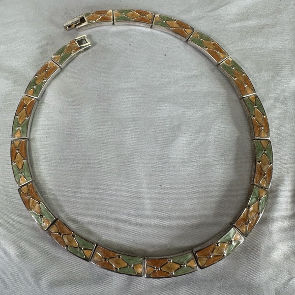 Older enameled collar style necklace - Picture 2 of 4